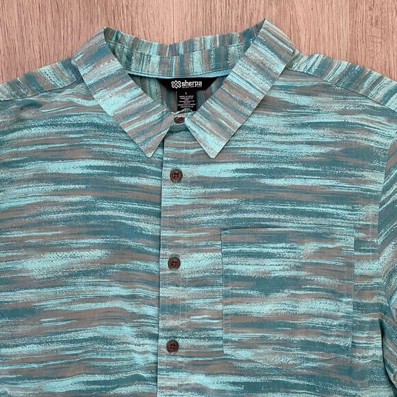 Sherpa Adventure Gear Short Sleeve Shirt Green Geometric Plaid Large - Picture 2 of 8